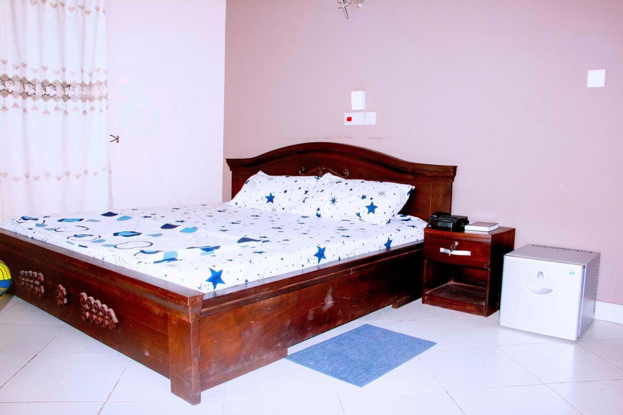 Nora Hotel Kotonu Zewnętrze zdjęcie